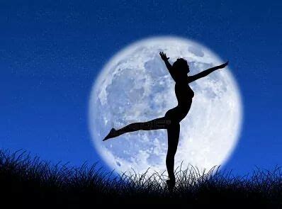  La Danza della Luna Espressione Astratta di Vibrant Colorazione!